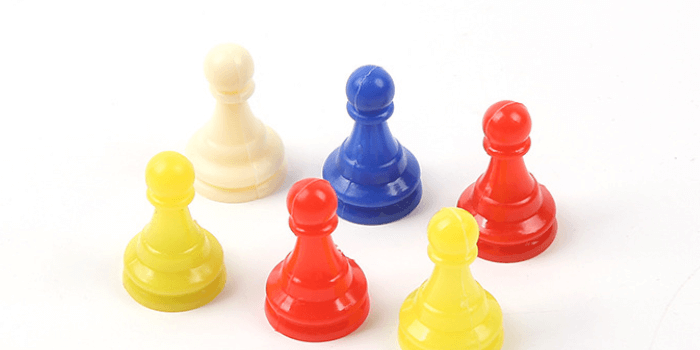 Multicolor Plastic Board Game Pawns Board Game Piece
